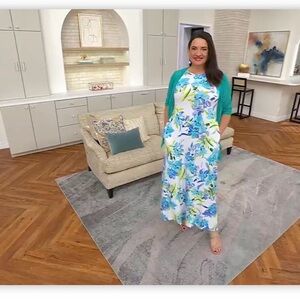 Susan Graver Blue, Aqua & Green Floral liquid knit dress with pockets